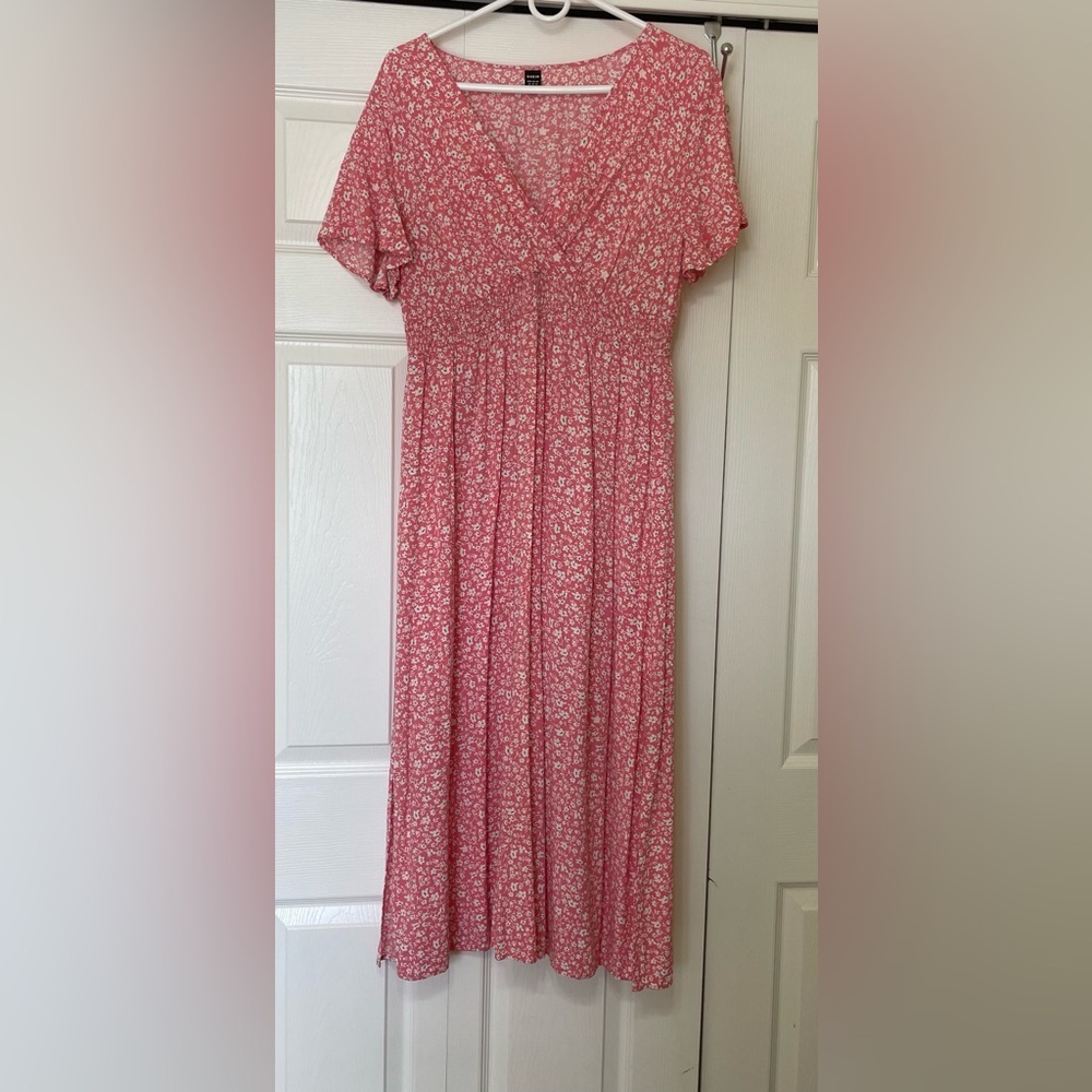 SHEIN Women’s Size XL Dress in pink white and green floral fabric